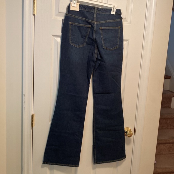 Brand New Universal Thread High-Rise Flare Jeans…size 8 - Picture 2 of 8